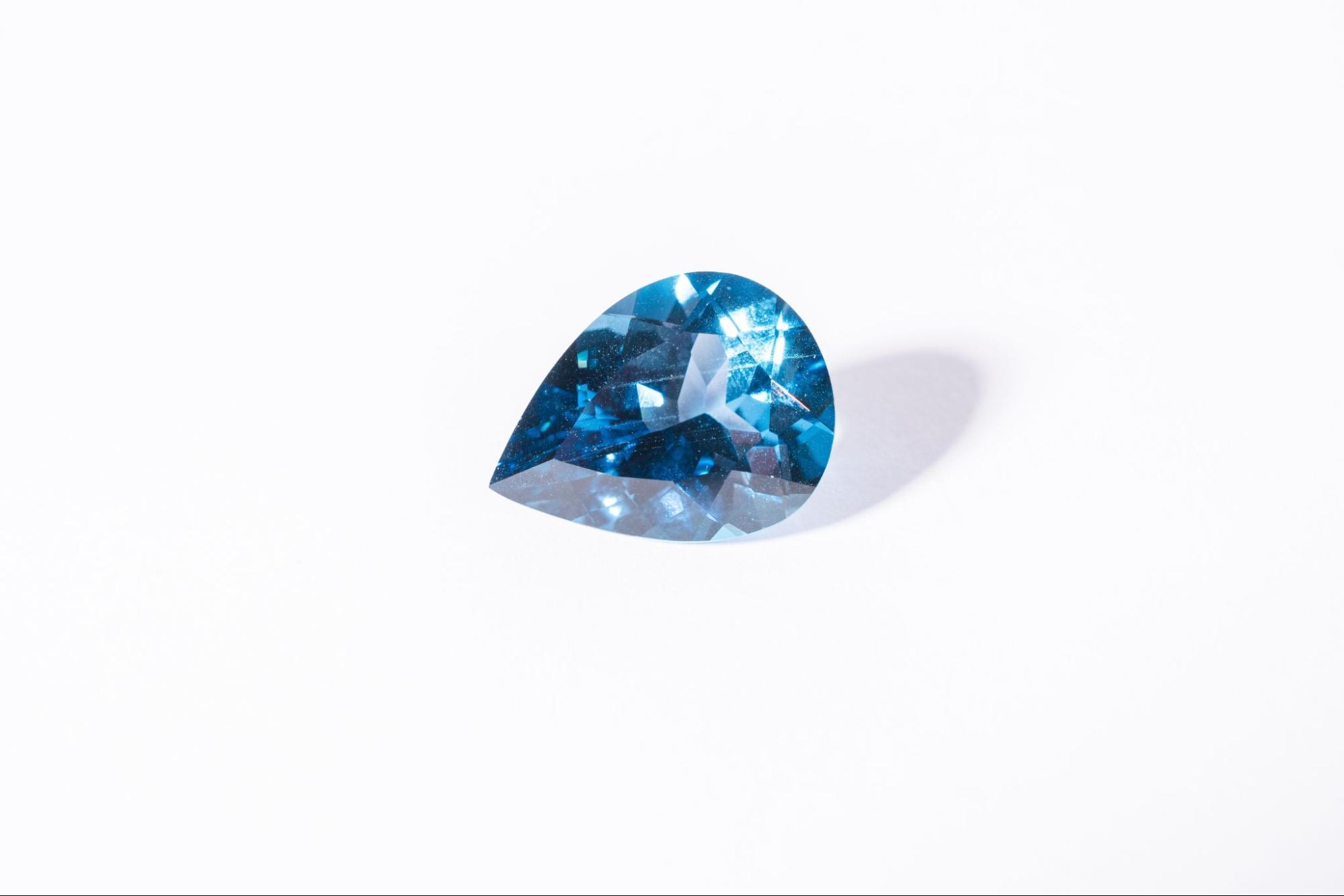 ブルートパーズ